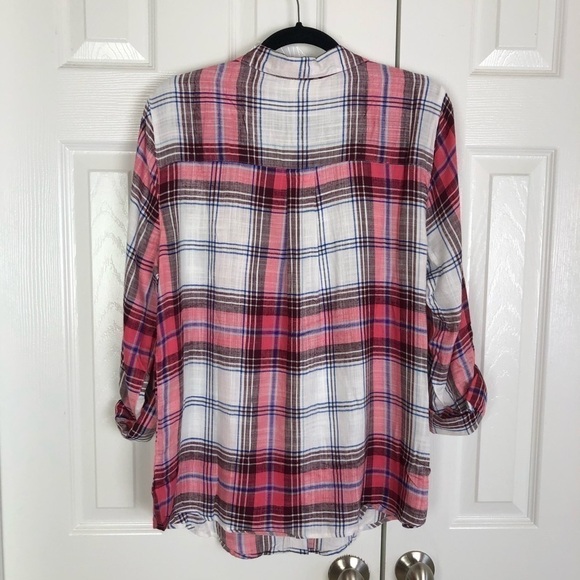 New Francesca’s Deb Plaid Button Down Top - Picture 7 of 9